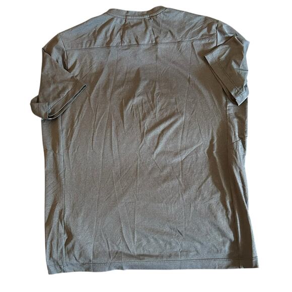 Arc'teryx Remige Shirt Men's Size Small Performance V Neck Hiking Camping Casual - Picture 6 of 6